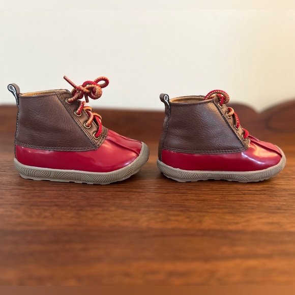 Crown & Ivy Duck Boots - Picture 2 of 7